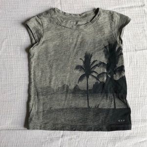 Baby gap 2T girls grey t-shirt w/palm trees